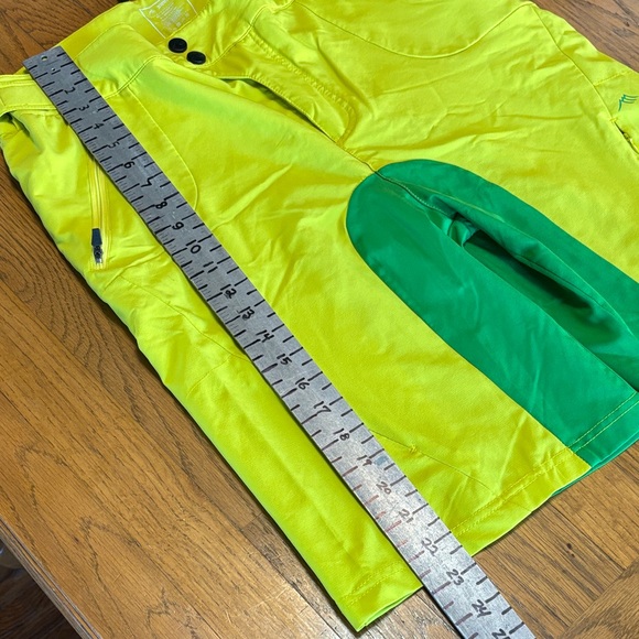 Men's Vibrant Yellow and Green Athletic Shorts - Picture 6 of 7